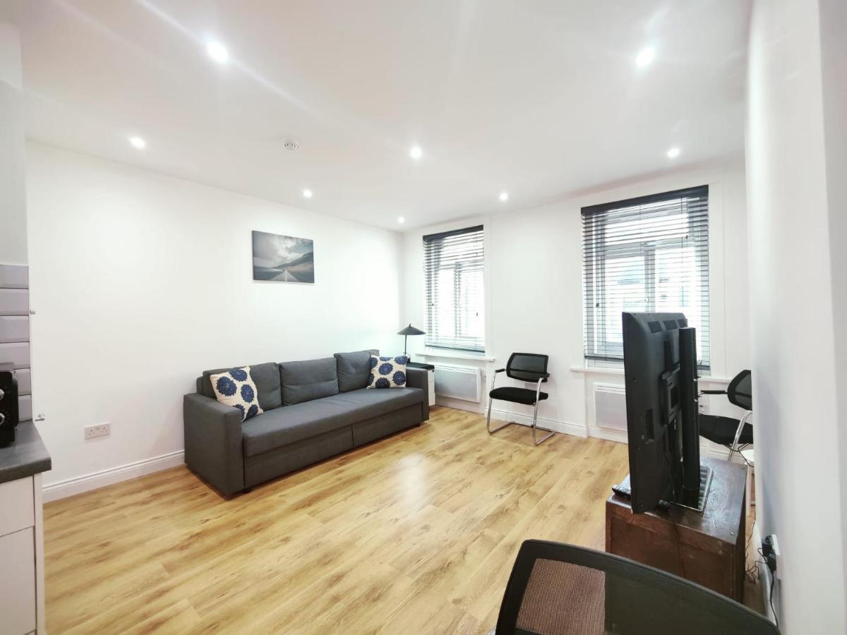 3 Bed Flat Close To Liverpool St & Brick Lane Лондон Екстер'єр фото