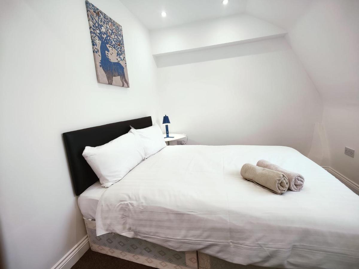 3 Bed Flat Close To Liverpool St & Brick Lane Лондон Екстер'єр фото